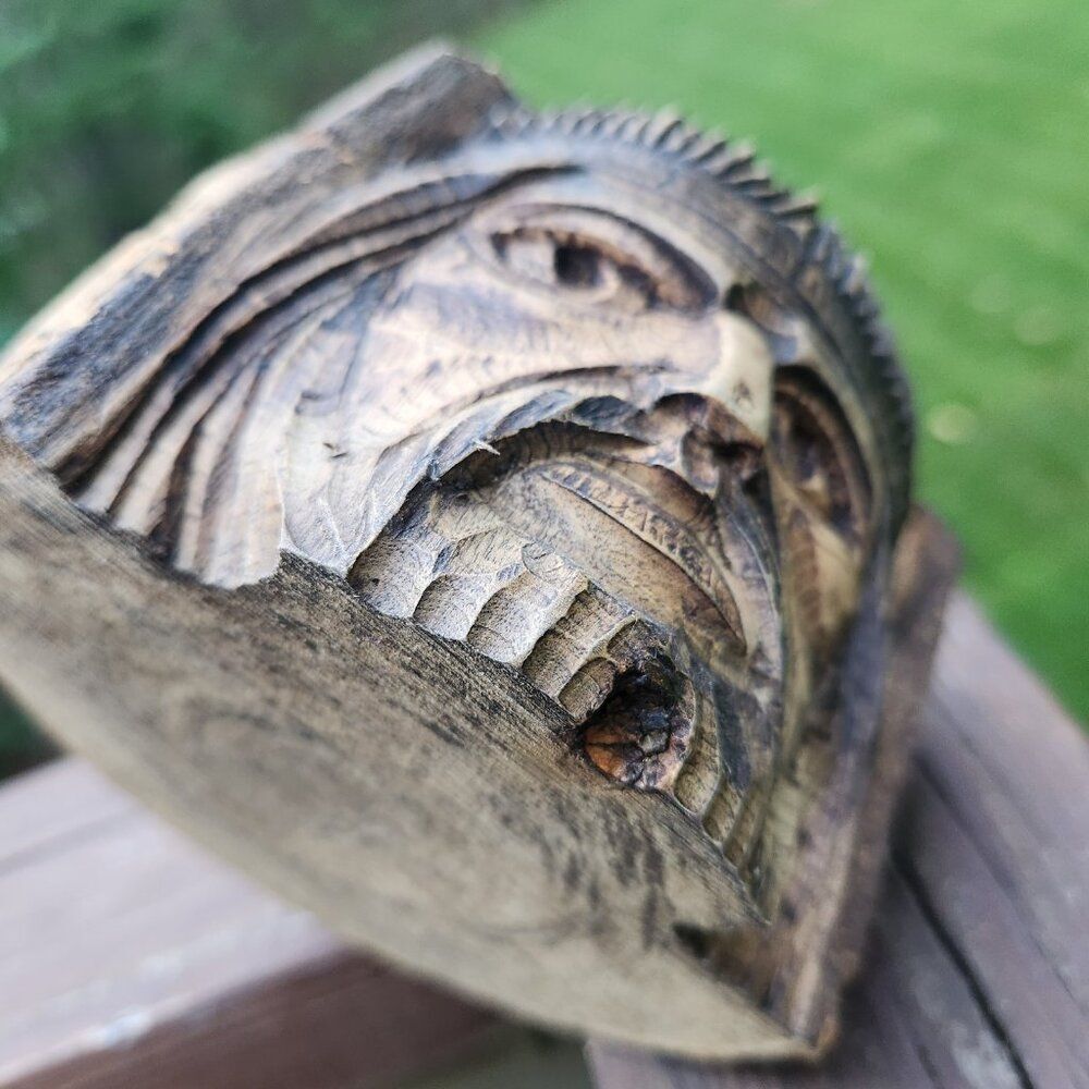 Carved Wood Native American Indian Man Smoking Ashtray Folk Art 3" Tall Vintage - Picture 2 of 8